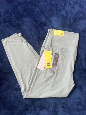 all in motion Sage Green Everyday Soft Leggings with Tags